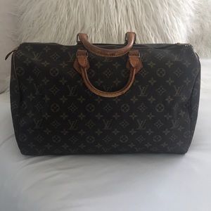 Louis Vuitton Speedy 40 monogram